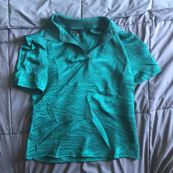 Current Air women’s Small. Vert green textured v- neck 100% polyester brand new - Picture 1 of 7